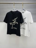 始祖鸟2025夏季新款短袖T恤，个性艺术系列全网独家首发 百搭款细节处理完美纯棉面料十分精致 原版面料 网红明星同款高版本 高品质手感非常舒服 时尚又个性 超级