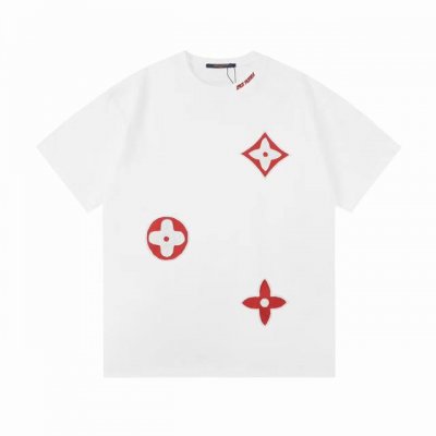隔天到 Louis Vuitton 路易威登 高品质320克 凹凸精工刺绣 原版面料 官方同款 短袖T恤 同缸染面料 手感非常舒服 春夏最新砖柜同步 时尚又个性