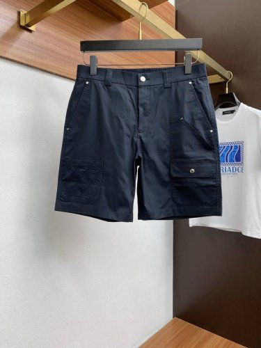 迪奥 25年夏季新款短裤 定制面料定制Logo，各种五金配件全是进口原材料，不可错过的一款单品 码数：48-56