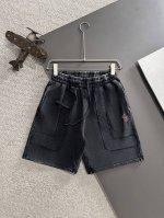隔天出货 高品质 Moncler 蒙口 2025春夏新款松紧带休闲净色宽松短裤，裤脚下摆二本针锁边，针脚细密牢固，专柜定制面料 透气舒适度高，细节无可挑剔，品牌