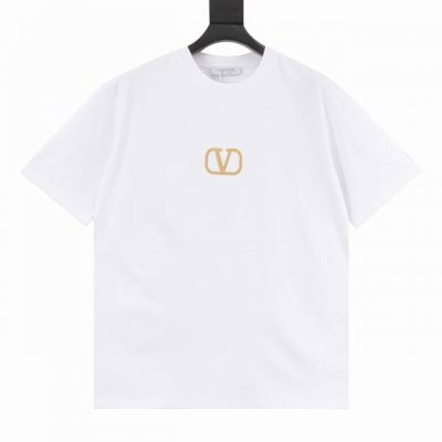Valentino华伦天奴 Vltn 25Ss 金色链条绣V Logo短袖T恤 轻奢主义 男女日常通勤穿搭必备单品 正确版本 随意对比 详细特征 260克100