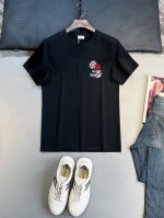 Do# 2025春夏新款首发专柜最新款短袖圆领T恤 高端订制 设计前卫时尚 品牌Logo重工艺设计 高端定制230克面料.手感柔软.穿着舒适.专柜级别精致车线.
