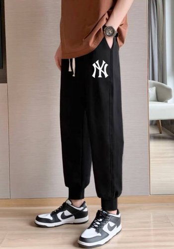mlb Yankees-Ny 螺纹运动卫裤束脚裤收脚裤休闲裤子 无敌版型 男女同款 面料采用超高品质华棉 最大的优点就是亲肤性跟保形性好 顶级面料带来超舒适上身