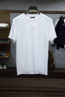 p230 prada 普拉达 2025春夏正面饰有品牌经典元素三角标短袖T恤，男女同款 、官网、专柜长青款，堪称百搭单品，极简风格设计衣橱里不可或少的采用定制8