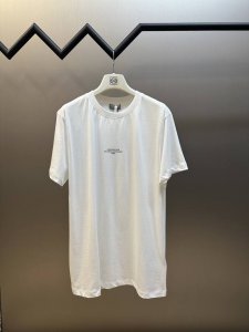 Dior 丝光棉平纹针织短袖 采用26支紧密米兰精疏棉双纱面料 1*1索罗纳罗纹 胸前字母胶浆印花 布匹洗水 合身版型 size S M L Xl