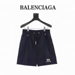 balenciaga 巴黎世家 拉链字母刺绣短裤 面料采用定制梭织面料，订染颜色后整蚀毛处理，对照原版做丝滑超柔处理，布面肌理股线清晰明显，垂感一级棒，做工精致