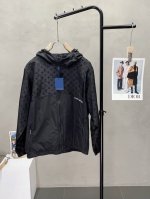 Louis Vuitton路易威登独家专供新款原单男士休闲夹克 春秋新款 透气舒适 高端定制 高版本 时尚百搭爆款进口面料 手感超柔软细腻 穿着亲肤舒适 高端精
