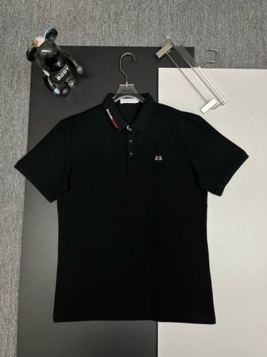 Balenciaga 巴黎世家 刺绣新款polo衫 原版面料 官方同款 采用210克丝光珠地棉，定制 同缸染面料 手感非常舒服爽滑 版型挺阔有型 一线品牌代工厂
