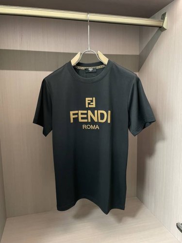 Fd 男士时装款圆领短袖T恤，贸易公司洋行货，高级限定款，25年春夏新品，明星级人气单品！ 客供埃及进口顶级面料，甄选尼罗河区域光照极好的上等棉花原料，经过百年