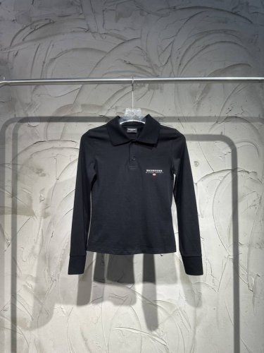 p100 balenciaga巴黎世家Blcg巴黎女款红色Icon修身Polo长袖，巴黎世家2025带来超青春的穿搭啦 ！ 颜色：黑 尺码：1-2-3