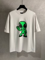 5501# 高品质 Balenciga 巴黎世家 外星人图案圆领短袖T恤 采用纯棉柔软面料，对色定染面料，采用荧光印花字母绣花 磨破工艺 潮流感十足，定染纯棉面