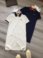 女款 Haz*Ys丨小哈家 宋佳同款 25年春夏新款 小狗Logo刺绣 撞色女款时尚商务休闲长款polo裙. 颜色：灰色 藏青. 材质：定织定染珠地棉面料. 辅