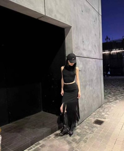 stella 2025 春夏新款显瘦半身裙垂感直筒时尚百搭流苏裙黑色 Sml