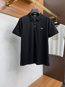 古奇 2025新款男士翻领polot恤衫短袖 进口面料呈现。轻盈柔软的面料经过成衣染色，营造出优雅纹理，原版定制 进口纱线色染 定制罗纹领口 定制罗纹 经典让衣