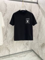 Qian Lv 夏季新款短袖T恤，品牌特色的Logo植绒带珠片工艺，个性艺术系列全网独家首发 百搭款细节处理完美 克纯棉面料十分精致 原版面料 网红明星同款高版