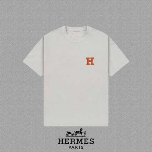 p90 [Hermes 爱马仕] 2025Fw短袖T恤 徽章Logo 高端26S双纱300克面料 重磅面料 定制拉架罗纹同缸同染 三标齐全 男女同款 颜色：黑色