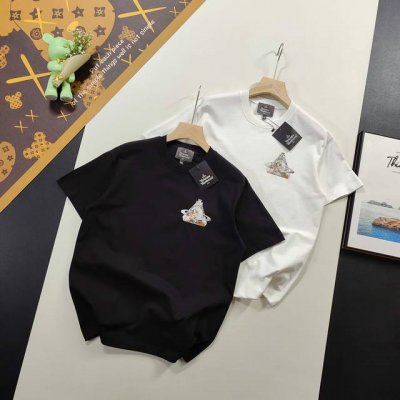 尺码Xs-L爆款推荐 Vivienne West Wood 西太后 薇薇安 土星Logo图案印花短袖T恤 2025年顶流爆款 无需多言 独家款式请勿抄袭 抄袭必