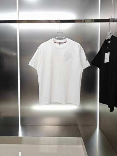 蒙口 Moncler 2025春夏新款男女同款短袖T恤！ 定制专属300克重双纱纯棉面料 定制原版工艺螺纹 胸前重工字母Logo工艺设计 颜色：黑色 白色 尺码