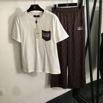 款号20252217 Fend*新款运动套装，字母Logo单口袋休闲短袖T恤+老花F字母印花休闲长裤，咖色，Sml， M码；肩宽42，胸围98，袖长20，衣长6
