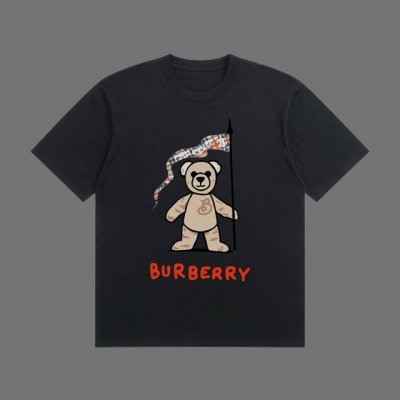 高端品质 Burberry 2025Fall 春夏系列 小熊旗子短袖T恤 区别普通印花 定织270G32支双纱纯棉面料 宽松版型 男女同款 Size：S M L