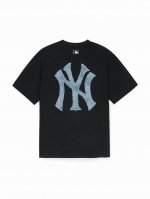 高端品质Mlb Ny洋基队 Ny仿牛仔老花款 Ny新品印花圆领套头短袖T恤 男女情侣同款，面料采用纯棉双纱，面料亲肤舒适透气，触感细腻Ny洋基队情侣烫印T恤，定