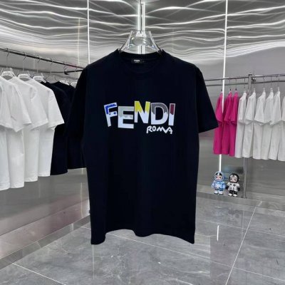 款号：G2104 Fendi 芬迪 2025夏季新款圆领短袖T恤！ - 260G双纱纯棉顶级面料 手感柔软 百分百纯棉独家出货 定染硫化黑无尘处理面料 -面料：