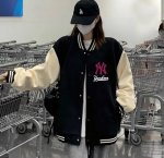 150 mlb Yankees-Ny趣味桃源三结义春季宽松夹克棒球服外套 官网发售｜超强版型｜男女同款 精选垂感一流复合双层南韩丝高级面料 手感超棒 丝滑垂坠