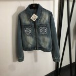 款号20252033 Loew*新款 口袋Logo刺绣翻领长袖拉链牛仔外套，蓝色，Sml, M码；肩宽39，胸围102，袖长63，衣长53