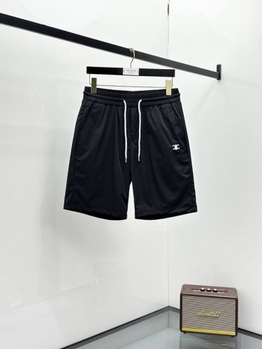 celine 2025春夏新款短裤 时尚休闲裤 品牌经典Logo ，舒适度极好，手触感强烈。辨识度极高 定制进口面料 色泽清新 做工精细 ～上身超赞 码数 M