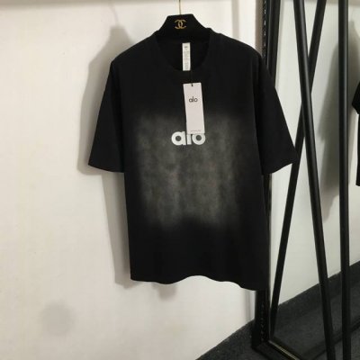款号20252710 Alo新款 Logo印花渐变色做旧短袖T恤，黑色，深蓝色，粉色，蓝色，咖色，Sml， M码；肩宽56，胸围120，袖长22，衣长73