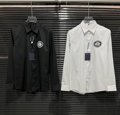 LV驴牌 25春夏新款 胸口刺绣勋章五金Logo拼接 高品质长袖衬衫 码数：M-3Xl