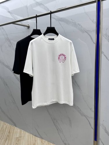 ch*克罗心 2025Fw春夏新品圆领打底外穿T恤，立体感Logo微廓形半袖260克活性纯棉打底T恤，棉，手感面糯有骨感，柔而有韧性。工艺处理，韧性和抗皱性能得