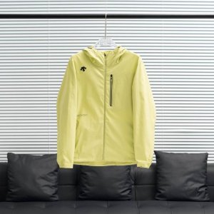 工厂p直供 descente丨迪桑特Training陈伟霆同款冰感连帽夹克 尺码 M-3Xl 配色 黑色 白色 黄色