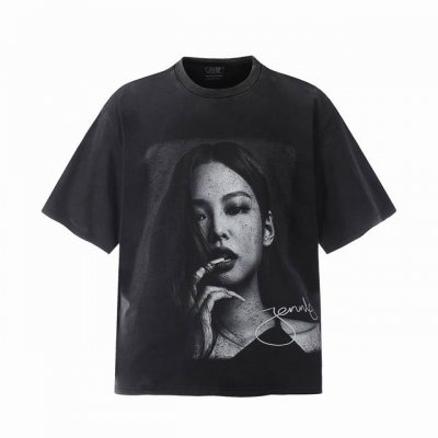 Vt9184 Black pink韩国女团Jennie金珍妮人像Big Face数码直喷印花复古水洗做旧短袖T恤 小领口设计 白墨数码直喷印花 高街复古重磅做旧