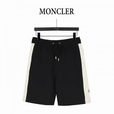 moncler 蒙口 25Ss 撞色拼接小标Logo刺绣短裤 采用棉质太空棉面料精心制作，饰以最新最顶级黑杏双色撞色拼接， 定制面料采用威化布织法，超高端针织工