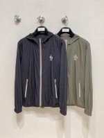 蒙口 2025春夏新款男士防晒服轻薄外套，独特订制防晒四面弹面料，卓越的弹性与回弹性，四向拉伸，面料在经纬，横向与纵向及对角线方向均具备弹性，适应大幅度的身体活