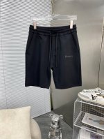 burberry巴宝莉 新款来袭 2025春夏新款休闲裤短裤，进口高密度定制面料，舒适柔软亲肤，笔挺不易起皱，简单明了，超级百搭上身效果超级棒时尚百搭，笔挺有型