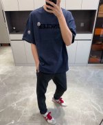 正宗广产 植绒Nfc芯片版本 Moncler 蒙口2025新款植绒印花Logo圆领短袖T恤 高版本高品质原版面料 网红明星同款 胸前植绒字母Logo工艺，纯棉面