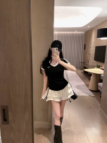 prad*刺绣字母短袖蛋糕短裙定制三角牌织带长裤～～Sml