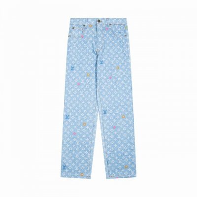 上新： 款号：B902 Louis Vuitton 路易威登Lv新款彩色字母刺绣Logo牛仔直筒阔腿长裤 1面料采用定制原版牛仔布料，布面纹理清晰 质地柔软不是