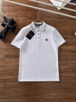 杰尼亚 2025春夏新款Polo领短袖系列。精选顶级丝光珠地棉面料，三标齐全！时尚大牌元素Logo工艺设计，上身版型超赞，面料细腻舒适透气，随意搭配都超级好看时