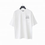 实拍细节图+尺码表 Balenciaga巴黎世家 春夏双B字母烫钻短袖T恤 巴黎新款双B涂鸦字母烫钻圆领短T，270克重挺括面料，手感和质感非市面薄如纸的软榻面