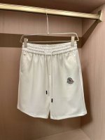 蒙口 重磅推荐！2025Ss夏装新品 专柜在售 最新系列图案Logo短裤 必须人手一件的节奏！进口顶极高密度纯棉面料，极为亲肤舒适 摸上去非常的细腻，质感很好，