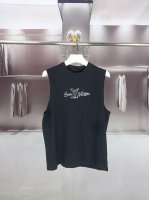 lv*路易威登 2025夏季新款 驴家字母小标Logo刺绣坎肩背心 运动健身 简约风 走秀款 圆领无袖T恤衫 宽松版型 男女同款 上身效果很赞 透气 颜色 黑