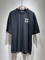 amiri 2025春夏新款男女同款短袖T恤，最新款全网独家首上！！~既经典有时尚百搭，谁不爱啊，将经典再次展现，非常的耐看，自带低奢光环与辨识度！Pr*Da传