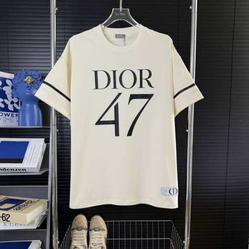 195 当天到货 现货现配 Dior 迪奥25Ss经典47号拼接字母印花圆领短袖T恤 最高版本 原版面料 高版本 高品质 独家首发高定 面料采用260克重双纱精