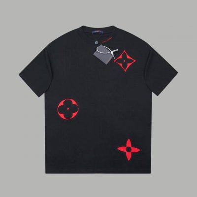 路易 Lv 25Ss早春新款短袖 撞色贴布Lv刺绣短袖 轻奢主义 男女日常通勤穿搭必备单品 正确版本 欢迎对比 详细特征 320克 %纯棉双纱汗布面料 领口塌塌