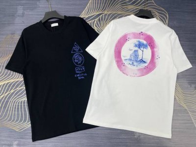 上新 Dior迪奥2025春夏新款前后印花字母Logo圆领短袖T恤 高版本高版本 280克精棉面料 全网独家首发 百搭款细节处理完美 前后印花Logo工艺 十分