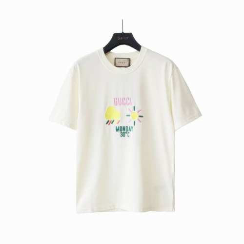 实拍细节图+尺码表 Gucci 古驰 24Ss雨过天晴气温30°刺绣Logo短袖T桖 选用客供定制针织 %纯棉面打造,面料手感细腻，厚实有质感的纯棉布 高密度的