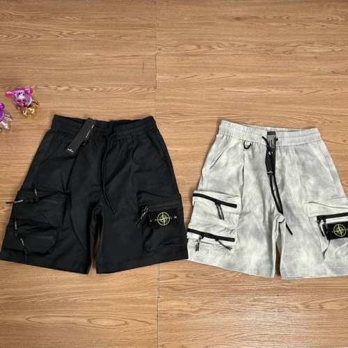stone Island 石头岛机能拉链工装机能勋章短裤 甄选品质 实拍可见 面料采用高品质正品工装面料 质感有型 清凉面料 面料上身舒服 当季必备 版型超正